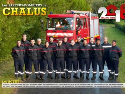 Le calendrier doubles-pages des sapeurs-pompiers de Chalus